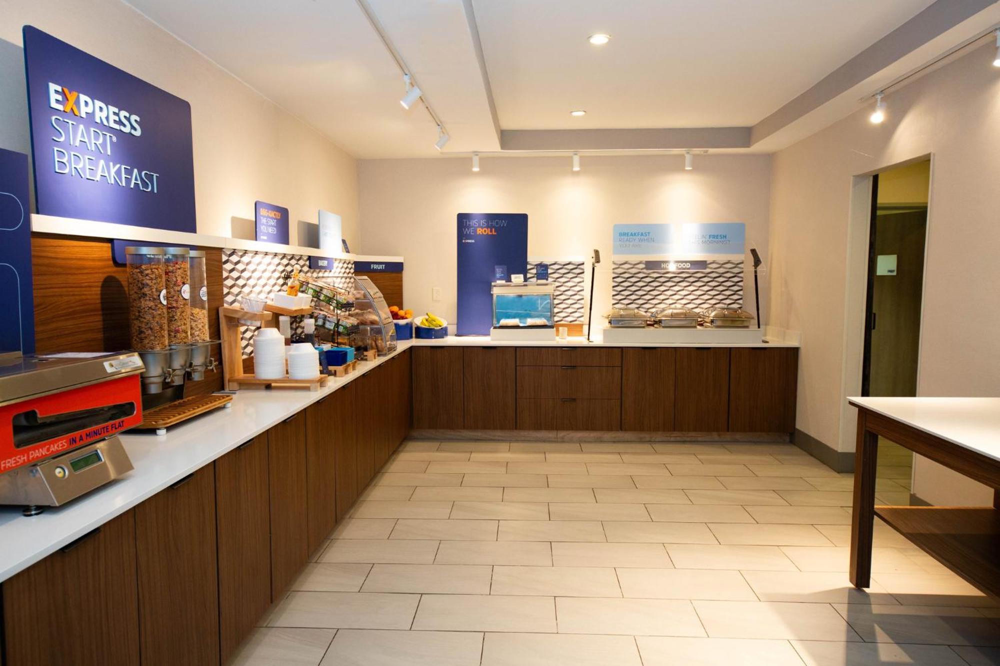 Holiday Inn Express - Canyon By Ihg Esterno foto